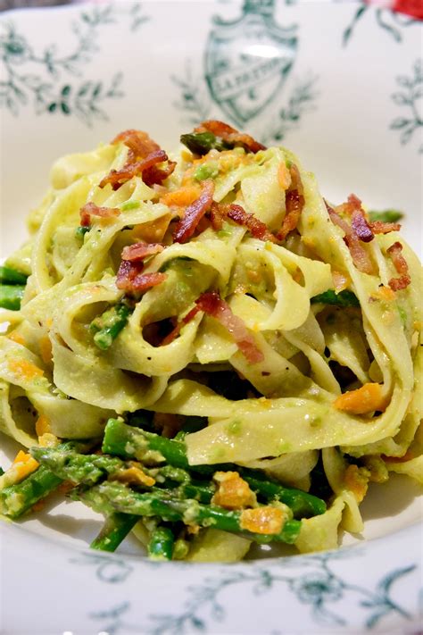 pasta-primavera-with-pea-and-pistachio-pesto-sauce image