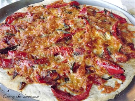 homemade-pizza-with-sweet-and-spicy-sauce-living image