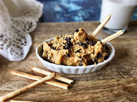 cookie-dough-hummus-how-to-have-dessert-for-lunch image
