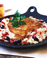 mediterranean-rice-salad-with-seared-tuna image