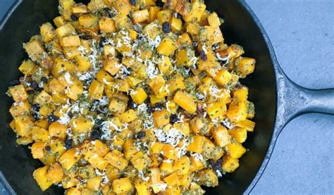 roasted-butternut-squash-with-pumpkin-seed image