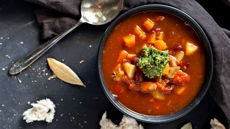 easy-italian-minestrone-soup-further-food image
