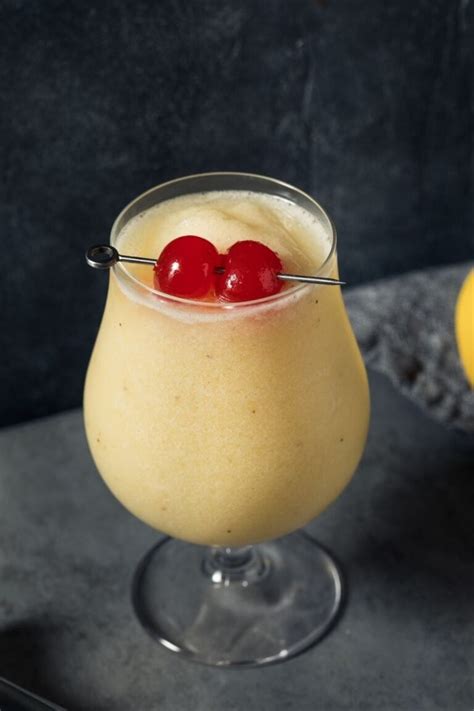 17-best-banana-cocktails image