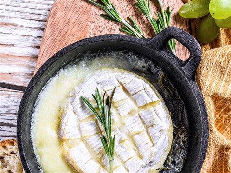 baked-camembert-a-french-appetizer-you-will-love image