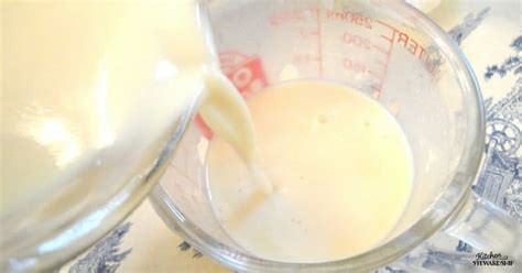 homemade-irish-cream-liqueur-recipe-with-real-food image