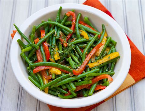 gree-beans-with-peppers-italian-food-forever image