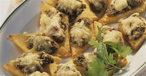 polenta-appetizers-with-mushroom-cream-recipe-eat image