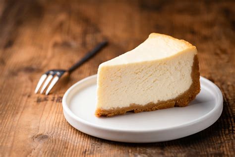 impossible-cheesecake-made-with-bisquick-foodie image
