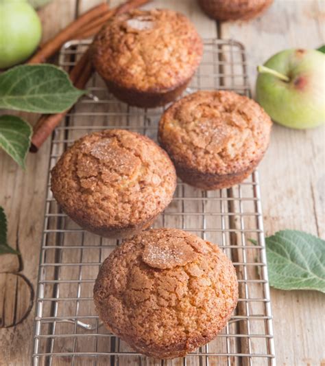 cinnamon-applesauce-muffins-recipe-an-italian-in-my image