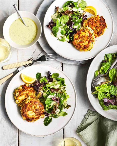 herbed-crab-cakes-with-green-goddess-dressing image