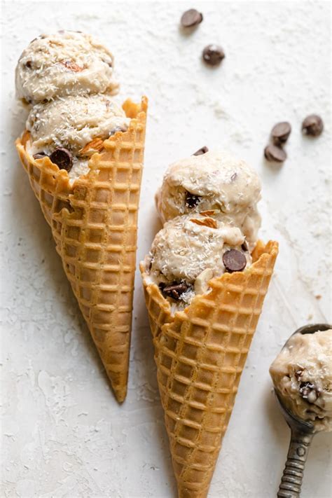almond-joy-ice-cream-feelgoodfoodie image