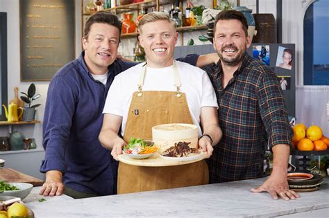 jamie-and-jimmys-friday-night-feast-jamie-oliver image