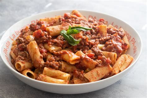 simple-bolognese-giadzy image