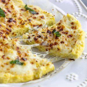 keto-slow-cooker-cheesy-garlic-flatbread-beauty-and image