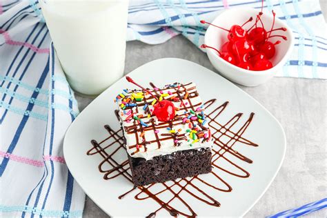 hot-fudge-poke-cake-recipes-simple image