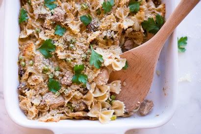 skinny-tuna-noodle-casserole-tasty-kitchen image