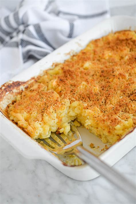 easiest-oven-baked-mac-and-cheese-dump-and-bake image