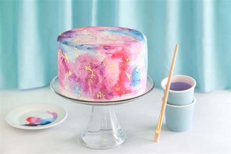 watercolor-graffiti-chocolate-cake-sprinkle-bakes image