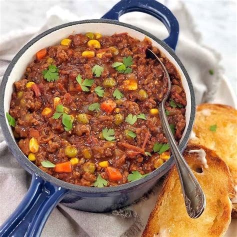 savoury-mince-a-quick-easy-family-favourite image