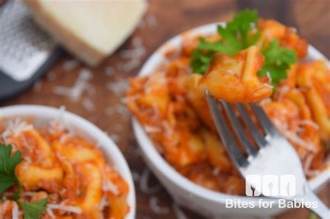 tortellini-with-zucchini-tomato-sauce-bites-for-foodies image