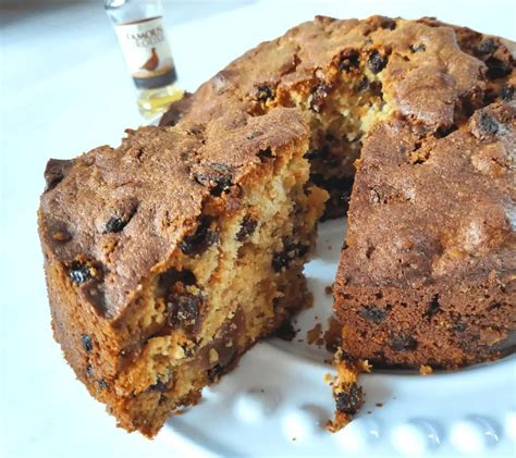rich-and-moist-whisky-cake-rachels-recipe-pantry image