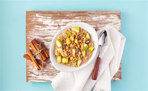 apple-crumble-quinoa-porridge-with-granola-vittle image