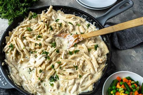 creamy-chicken-and-noodles-moms-dinner image