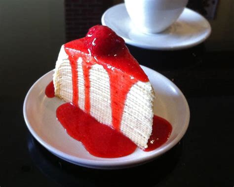 strawberry-crepe-cake-recipe-leelalicious image