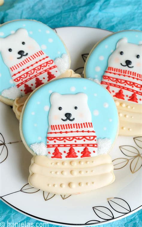 snow-globe-cookies-hanielas image