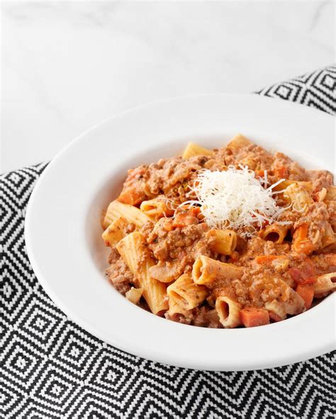 instant-pot-pasta-bolognese-pressure-luck-cooking image