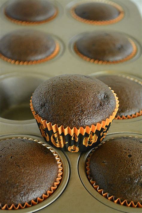 super-moist-eggless-chocolate-cupcakes image