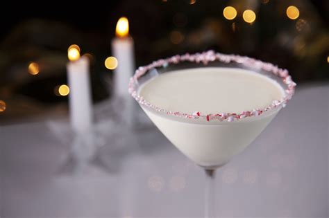 gusto-tv-peppermint-white-chocolate-martini image
