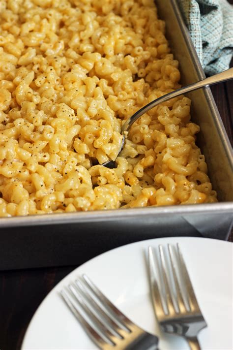 easiest-mac-and-cheese-recipe-good-cheap-eats image