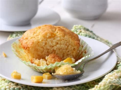 copycat-kenny-rogers-corn-muffins image