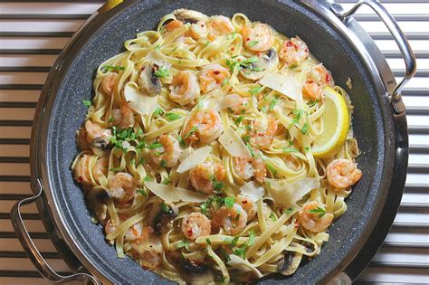 shrimp-scampi-pasta-with-garlic-mushroom-sauce image