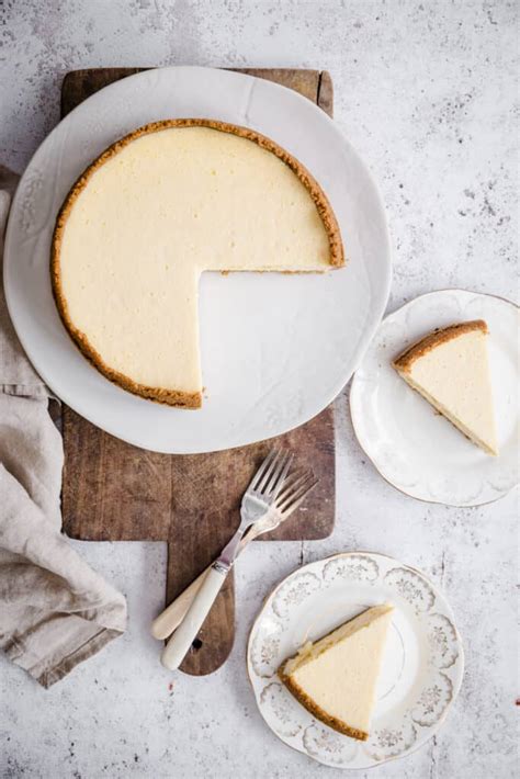 cheddar-cheesecake-from-the-larder image