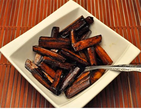 stove-top-balsamic-glazed-carrots-thyme-for-cooking image