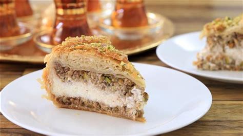 baklava-cheesecake-recipe-the-cooking-foodie image