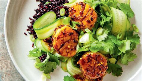 maple-lime-scallops-with-cucumber-salad-the-splendid image