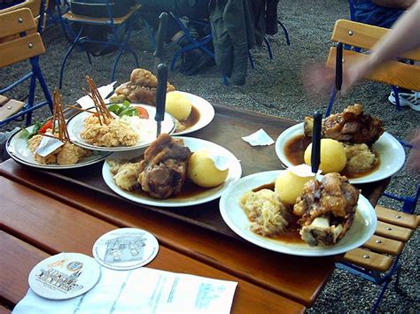 bavarian-cuisine-wikipedia image