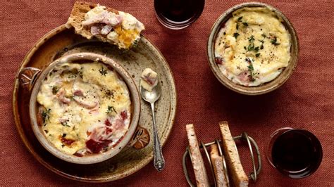 clodaghs-10-minute-baked-eggs-with-ham-and-gruyre image