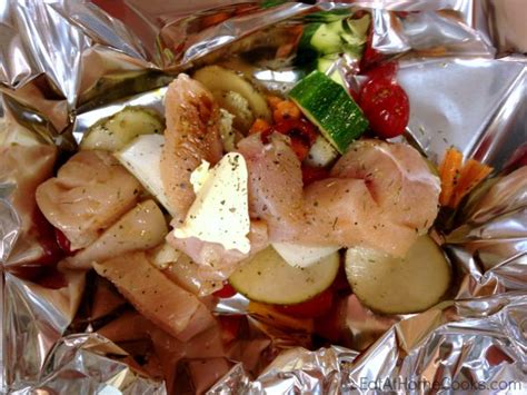 chicken-and-vegetable-foil-packets-grill-or-oven-eat-at-home image