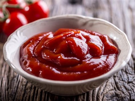 top-5-ketchup-substitutes-organic-facts image