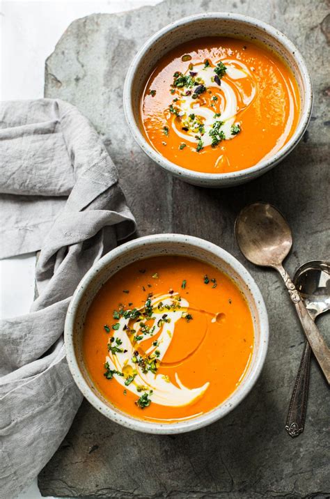 vegan-butternut-squash-soup-with-ginger-familystyle image