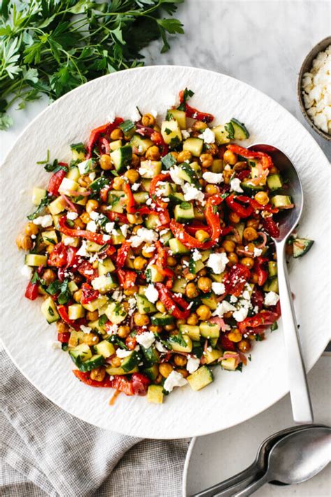 roasted-red-pepper-and-chickpea-salad-downshiftology image
