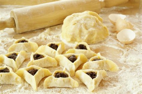 traditional-hamantaschen-fillings-oh-nuts-blog image