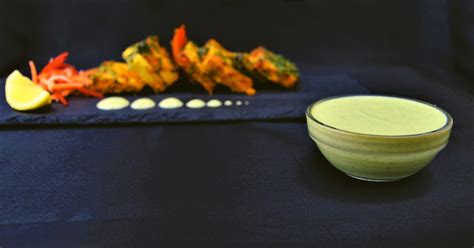 5-minute-indian-yogurt-mint-sauce-flavours-treat image