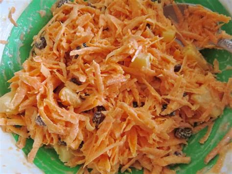 classic-carrot-salad-video-the-country-cook image