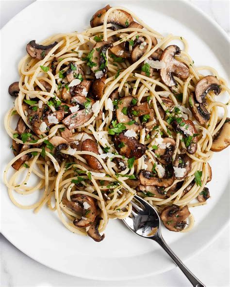easy-lemon-garlic-mushroom-spaghetti-last-ingredient image