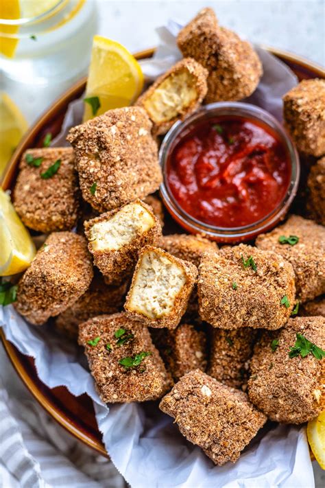 tofu-nuggets-vegan-chicken-nuggets-crispy-and image